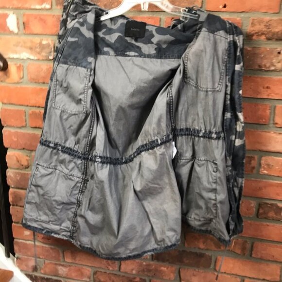 Aritzia Talula Trooper Camo Utility Hood Jacket Military Cotton Drawcord Hoodie - Picture 13 of 14